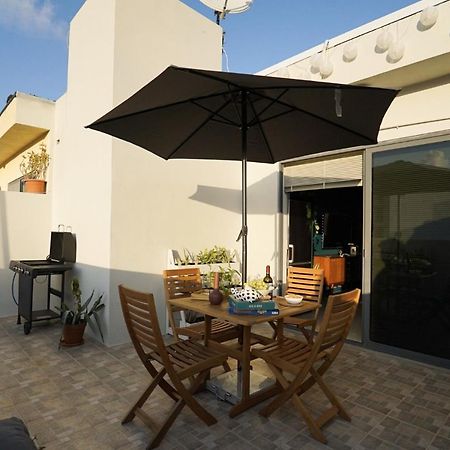 Cosy Designer Seaview Penthouse With Terrace & Bbq Διαμέρισμα Σεντ Πόλς Μπέι Εξωτερικό φωτογραφία