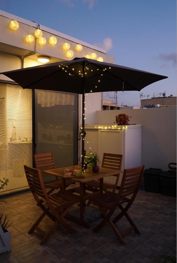 Cosy Designer Seaview Penthouse With Terrace & Bbq Διαμέρισμα Σεντ Πόλς Μπέι Εξωτερικό φωτογραφία